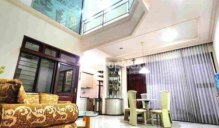 Rumah Bagus 2 lantai Darmo Baru Barat gang 3 dekat jalan kupang baru 2