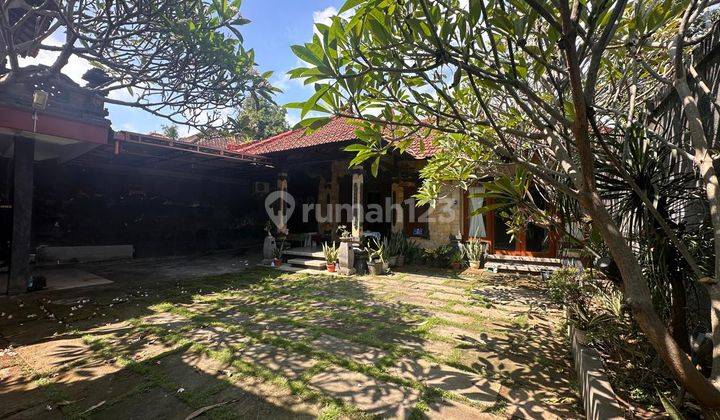 House In Lovina Bali Tourist Center Area Nice Semi Furnished House 1