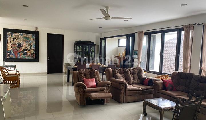 Rumah dengan Ruko Berlokasi Pinggir Jalan Utama By Pass Sanur 2