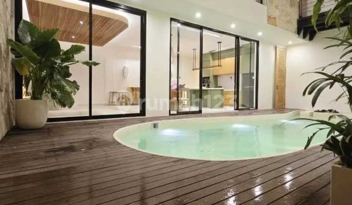 Brand New Modern Luxury Villa at Goa Gong Jimbaran in Bali