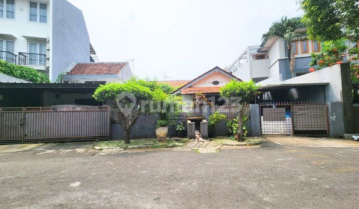 Rumah Lama sangat Asri dan Nyaman di Komplek Perdatam - Pancoran Jakarta Selatan Rumah Lama sangat Asri dan Nyaman di Komplek Perdatam - Pancoran Jakarta Selatan