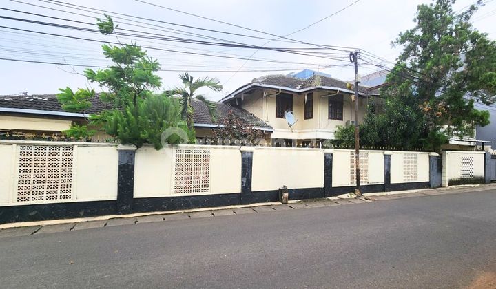 Jual Cepat Rumah 2 Lantai di Pancoran Timur Jaksel Jual Cepat Rumah 2 Lantai di Pancoran Timur Jaksel