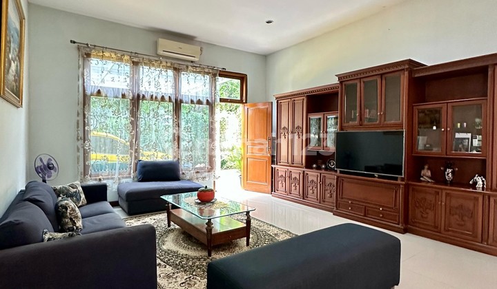 Rumah Mewah 2 Lantai Siap Huni Di Komplek Elit Loka Indah, Pancoran Dengan Harga NJOP