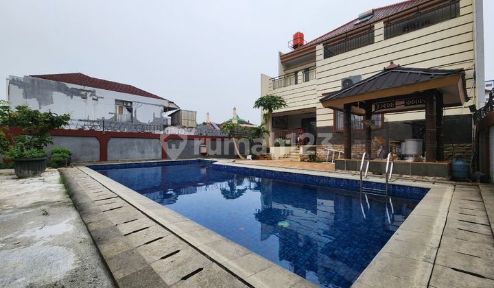 Rumah Mewah 2 Lantai Dengan Swimming Pool di Pancoran Jaksel 2