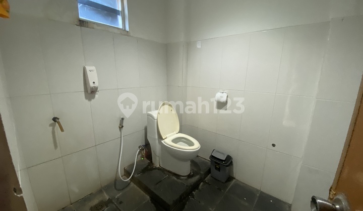 4-Storey Corner Office in a Highly Strategic Location on Jl. KH. Abdullah Syafei - Tebet