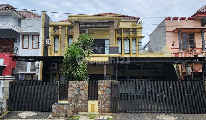 Rumah Mewah Sangat Cocok Jadi Tempat Usaha Dijual Jalan Boulevard Villa Galaxy Taman Galaxy Kota Bekasi 1