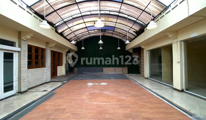 Rumah Lama Sangat Cocok Untuk Tempat Usaha di Depan Ecopark Tebet 1