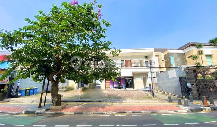Two-Story Attached Shophouse in Tebet Barat Raya, South Jakarta Two-Story Attached Shophouse in Tebet Barat Raya, South Jakarta