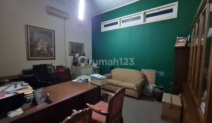 Kantor 2 Tingkat Harga Njop di Tebet Lokasi Pinggir Jalan Raya 2