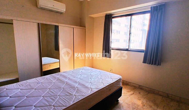 Dijual Apartemen Bona Vista Cilandak - 3+1 BR Semi Furnished, Siap Huni