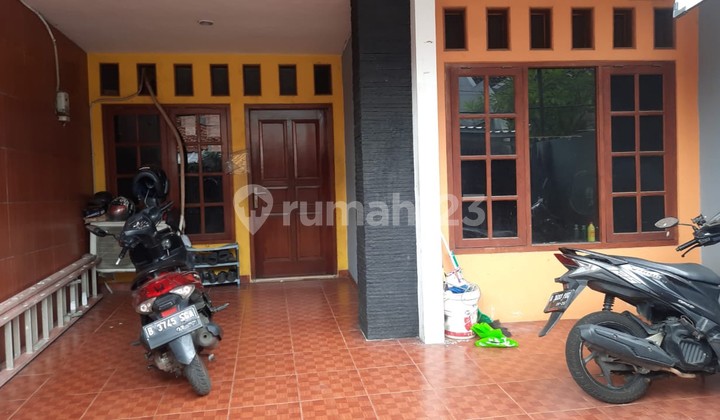 Rumah 2 Lantai Siap Huni – 4KT, 2KM, Harga Terjangkau!