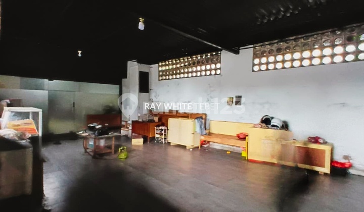 Land & Semi-Permanent Building Auction - Pejaten Raya, South Jakarta Land & Semi-Permanent Building Auction - Pejaten Raya, South Jakarta