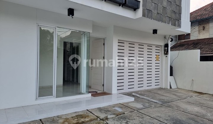 For Rent: 2-Story Move-In Ready House in Tebet Timur, South Jakarta