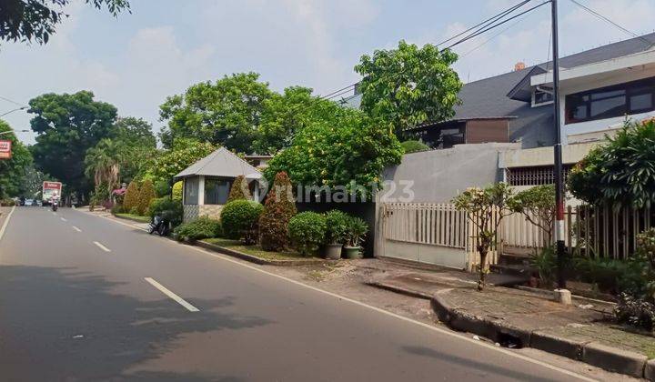 Rumah Antik di Jalan Gudang Peluru, Tebet, Jakarta Selatan 1