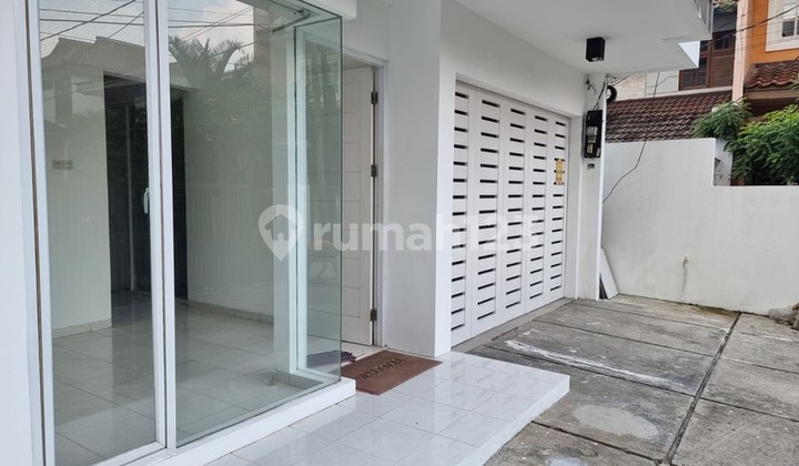 Disewakan Rumah 2 Lantai Siap Huni di Tebet Timur Jaksel 2