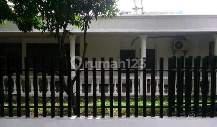 Rumah di Kompleks Pertamina Pondok Ranji, Ciputat Timur, Tangerang Selatan