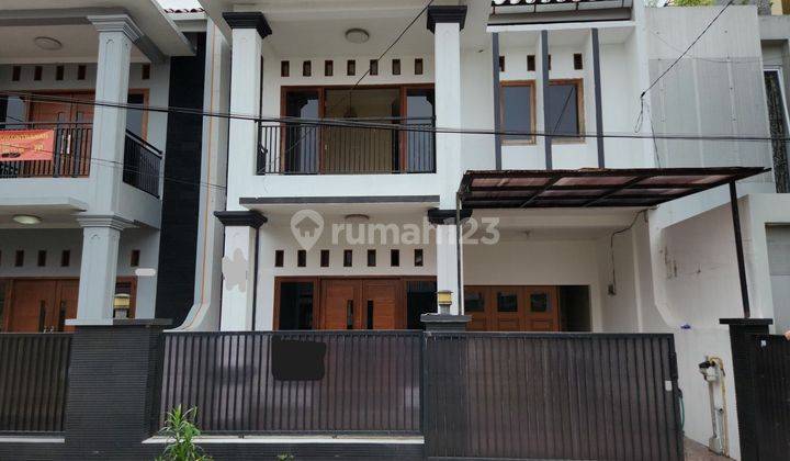 Dijual Rumah 2 Lantai Bagus Siap Huni Di Tebet Barat 1