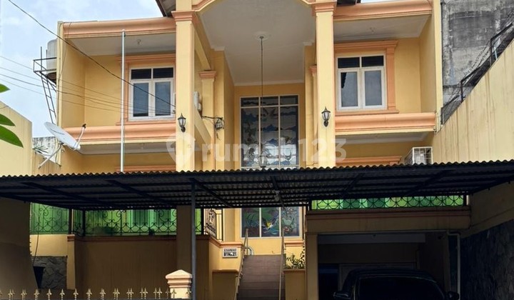 For Sale House in Bintaro Sector 4 - Strategic Location