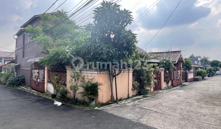 For Quick Sale: 11/2 Story House in Kelapa Dua Cimanggis 2