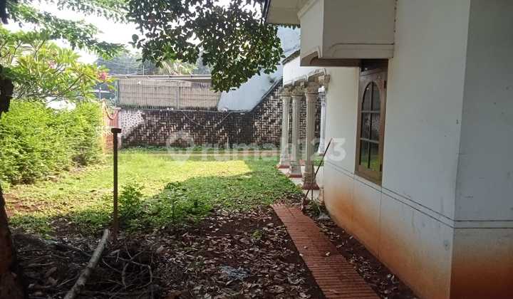 Dijual Rumah Luas Lokasi Strategis Di Taman Alfa Indah Joglo 2