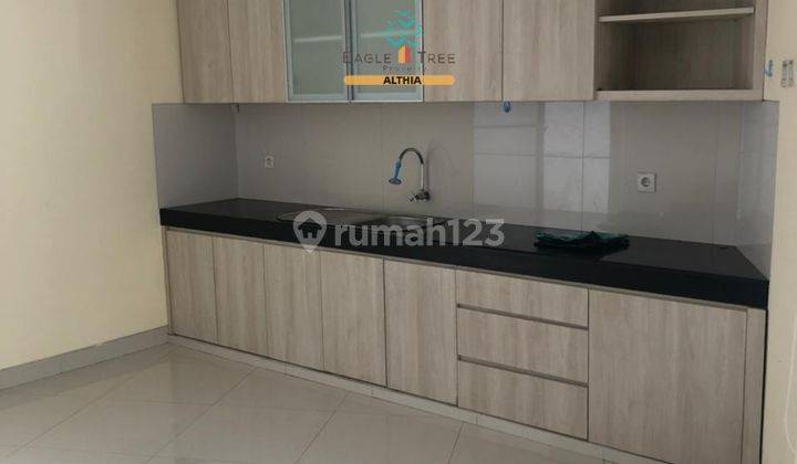 Rumah Minimalis Disewakan 3 Lantai Lokasi Bintaro Loop Sektor 9 2