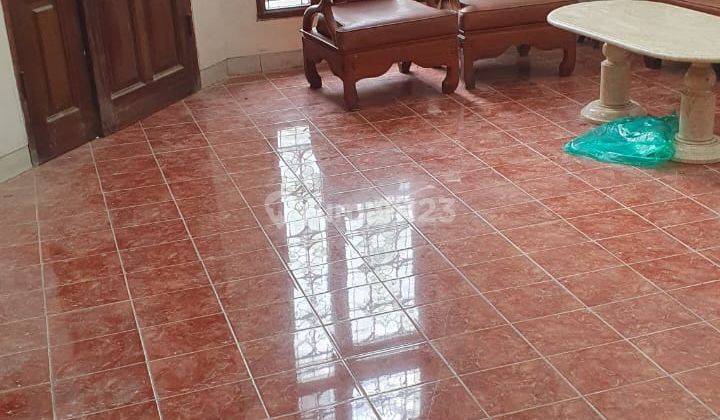 Rumah 2 Lantai Shm Di Sektor 3 - Bintaro Butuh Minim Renovasi Dekat Bintaro Plaza 2