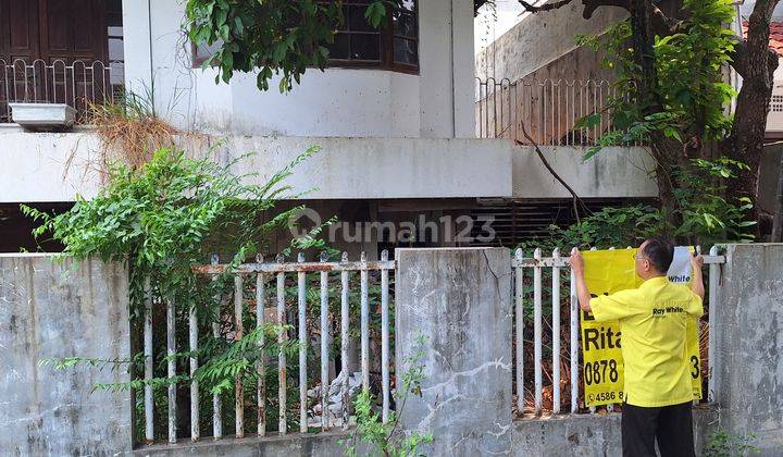 Rumah Di Area Pemukiman Komplek Menengah Dan Nyaman 1