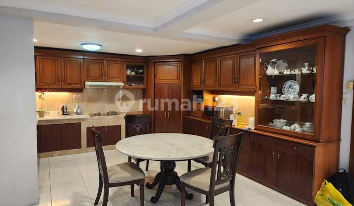 Hunian Fully Furnished di Ancol Barat. Jakarta Utara. Siap Dihuni