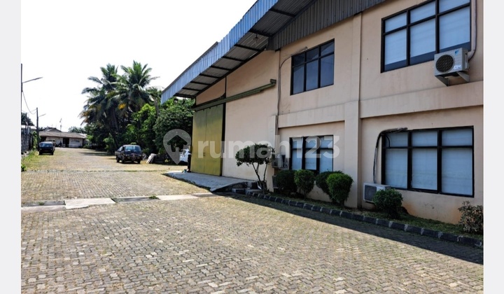 Gudang Di Lokasi Strategis Narogong. Bogor. Gudang Di Lokasi Strategis Narogong. Bogor.