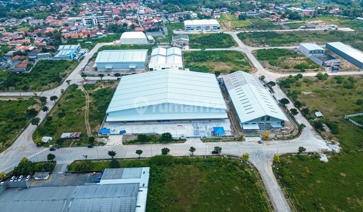 Sewa Gudang Baru Delta Silicon Disewakan Kondisi Baru Siap Pakai.