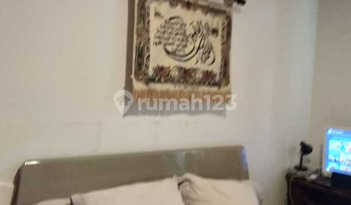 Ready-to-Occupy Apartment in Paladian, Strategic Location in Commercial Area