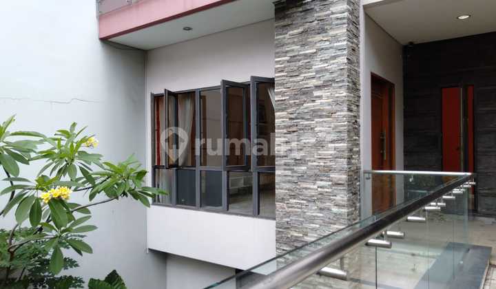 Rumah Siap Huni & Bagus Di Springhill Kemayoran 2 Jalan Tembus. 2