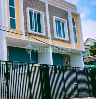 Rumah Baru 2 Lantai Unfurnished SHM di Gading Griya Lestari Sukapura Jakarta Utara 1