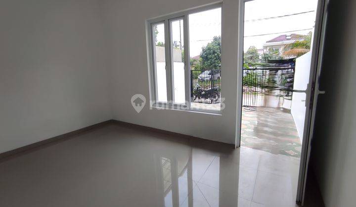 Rumah Baru 2 Lantai Unfurnished SHM di Gading Griya Residence Jakarta Utara 2