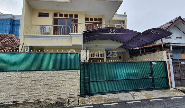 Rumah Rapi Dan Terawat, Lokasi Bagus di Kramat Kernolong Jakarta Pusat 1