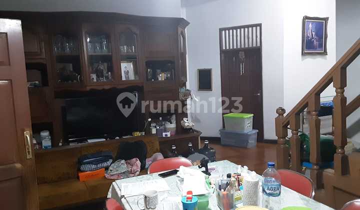 Rumah 2 lantai di kompleks IKIP Duren Sawit Jakarta Timur 2