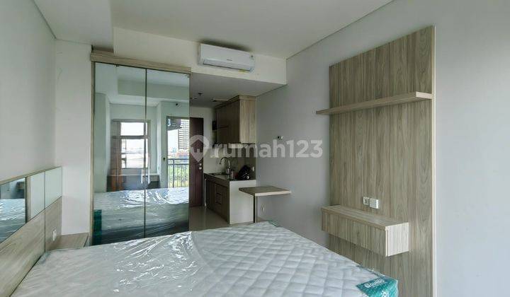 Spring Wood Residence Type Studio Furnished di Tangerang Banten 1