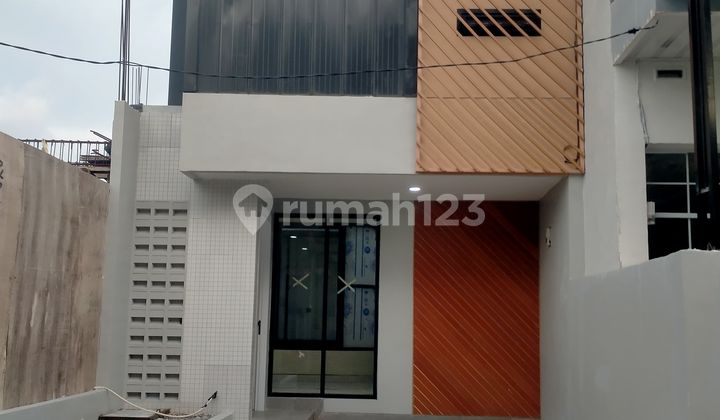 Promo Jual Murah Rumah (96/80) Ditengah Kota, Komp. Anggrek Hertasning 1