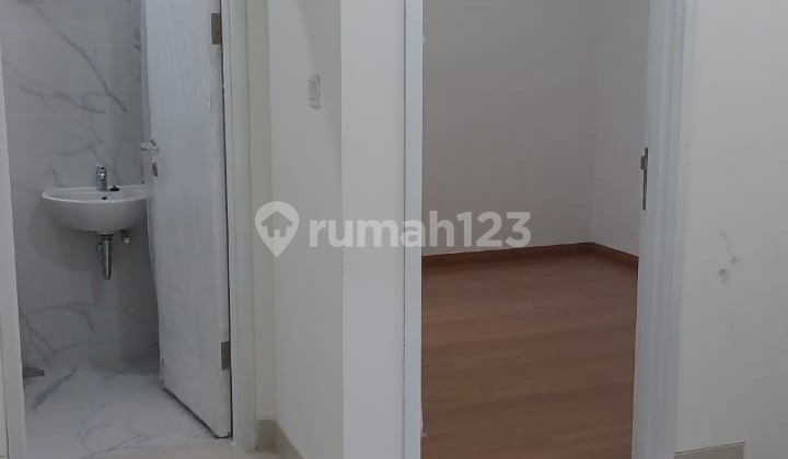 Disewakan Rumah 4 Kamar di Lavon 2, Sindang Jaya, Tangerang 2