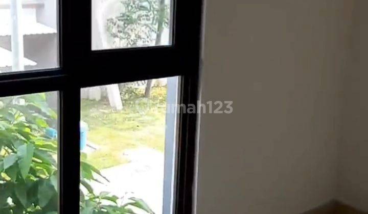 Rumah 2 Lantai Bagus Unfurnished SHM di Amarine Mozia, Tangerang 2