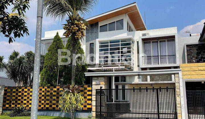 Rumah Cantik 2 Lantai Full Furniture Siap Huni Araya 1