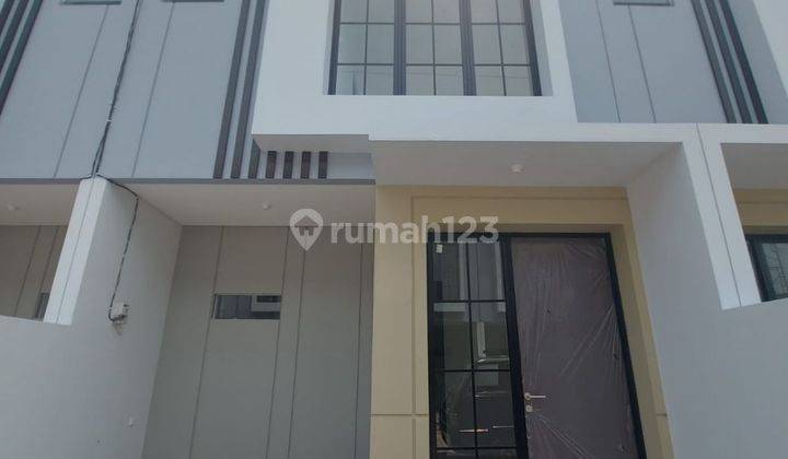 Rumah Babatan Pantai 3 Kamar Semi Furnish Dekat UNAIR 1