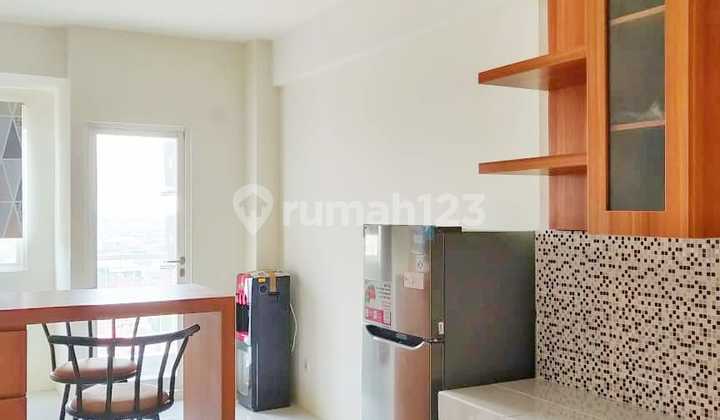 Puncak Dharmahusada 2 Kamar Furnish Lantai Tengah Dekat Kenjeran Unair