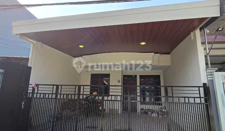 Babatan Pantai 1 Lantai Siap Huni Row Lebar Dekat Kenjeran Pakuwon City Babatan Pantai 1 Lantai Siap Huni Row Lebar Dekat Kenjeran Pakuwon City