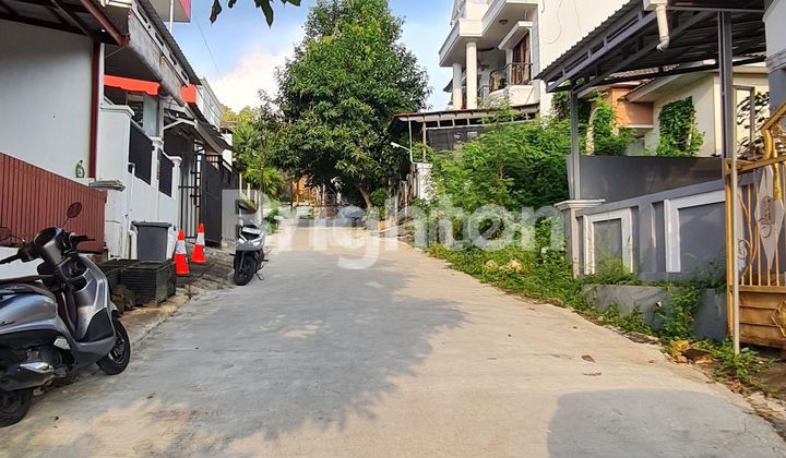 Rumah 2lantai di Balikpapan Regency Siap Huni Rumah 2lantai di Balikpapan Regency Siap Huni