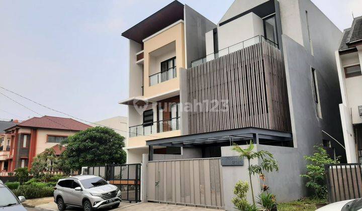 Rumah Baru Cantik di Gading Serpong Sektor 7c Dekat Mall Sms 1