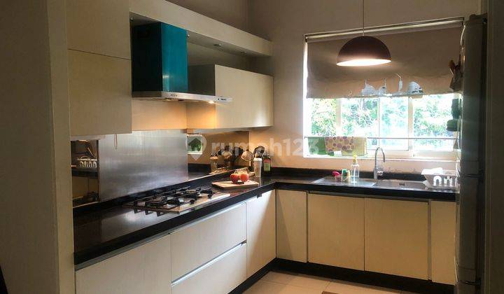 Rumah Hoek Cantik Alam Sutera Feronia 2,5 Lantai 2