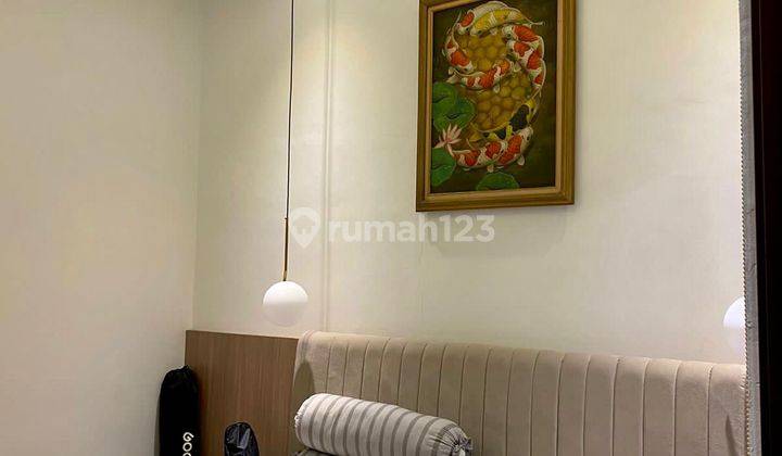 Rumah Bagus di Alam Sutera Feronia 3,5 Lantai Desain Arsitek Baru 2