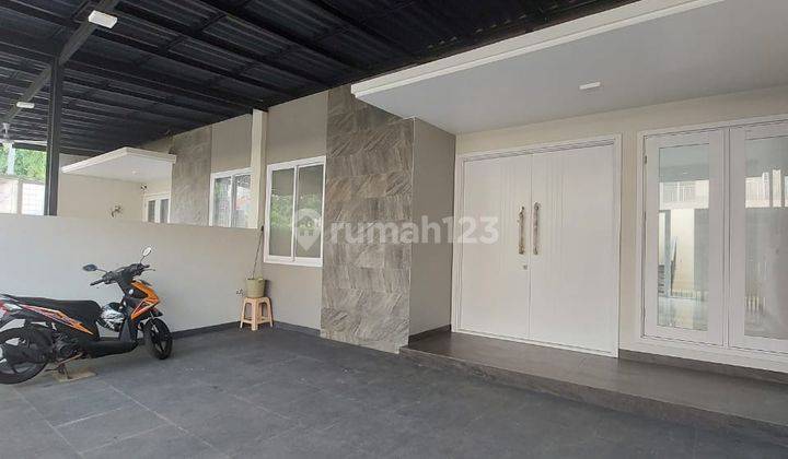 Rumah Minimalis Modern Kencana Loka Sektor Xii.3 Bsd 2