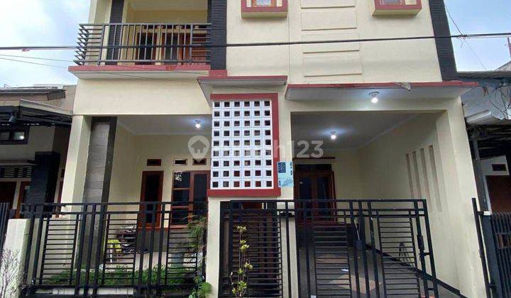 TURUN HARGA !!! Dijual CEPAT Rumah plus Kost-an strategis di dekat Telkom University Terusan Buah Batu Bojongsoang Kabupaten Bandung 1